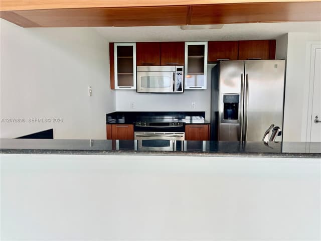 1800 N Bayshore Dr # 3710, Miami FL 33132 - Miami, FL - Photo 5