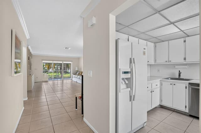 9287 VISTA DEL LAGO # D, Boca Raton FL 33428 - Boca Raton, FL - Photo 6