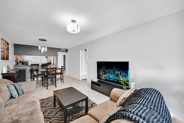 7610 Stirling Rd # 206F, Davie FL 33024 - Davie, FL - Photo 3