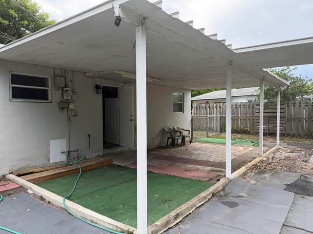1501 N 70th Way, Hollywood FL 33024 - Hollywood, FL - Photo 2