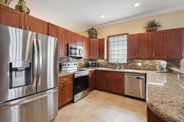 5877 NW 73RD Court, Parkland FL 33067 - Parkland, FL - Photo 3