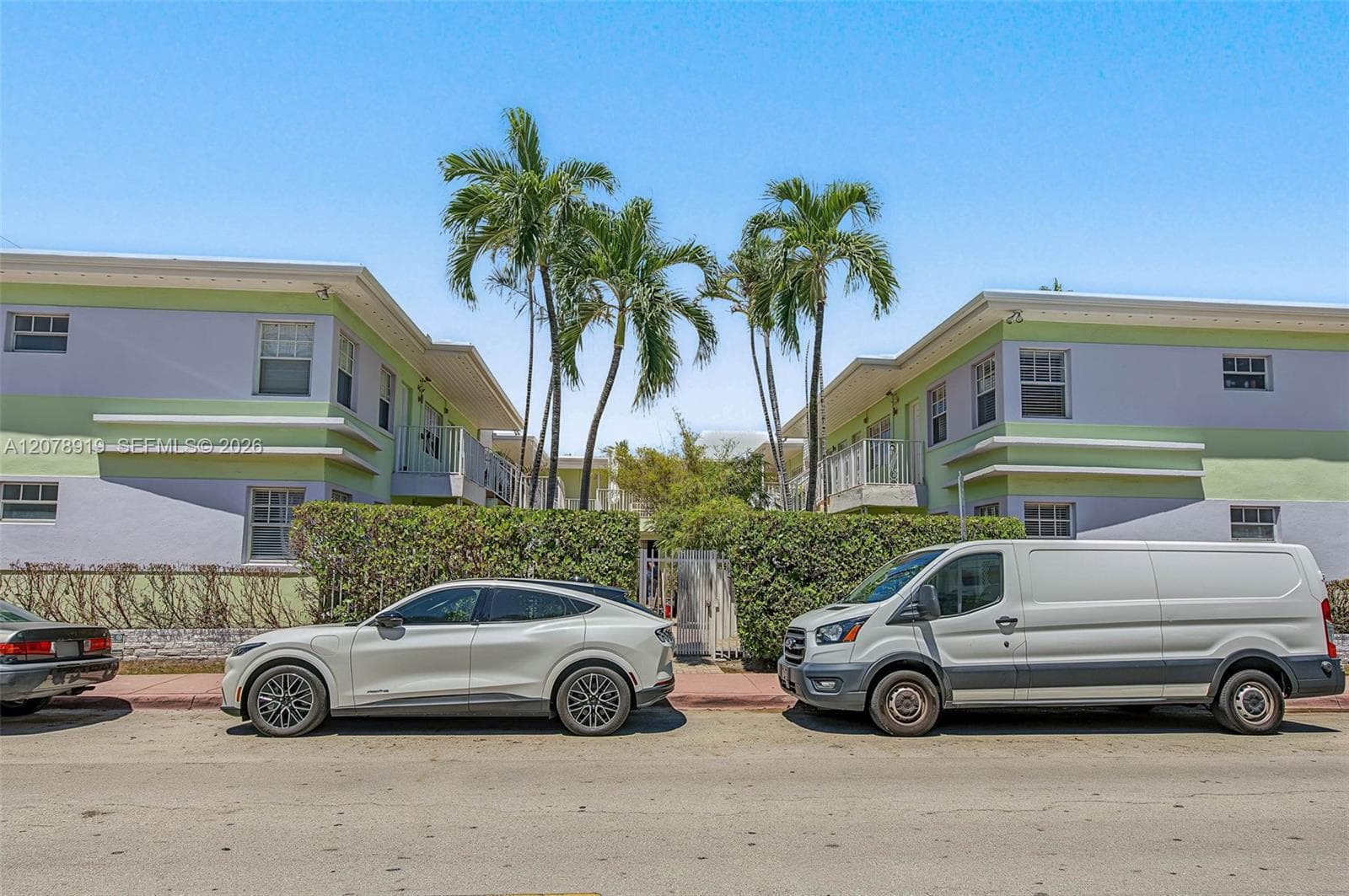 915 8th St # 102, Miami Beach FL 33139 - Miami Beach, FL - Photo 1