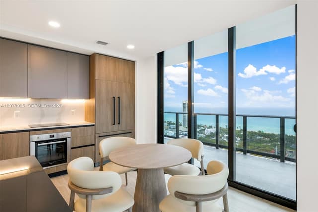 580 72nd Street, Miami Beach FL 33141 - Miami Beach, FL - Photo 2