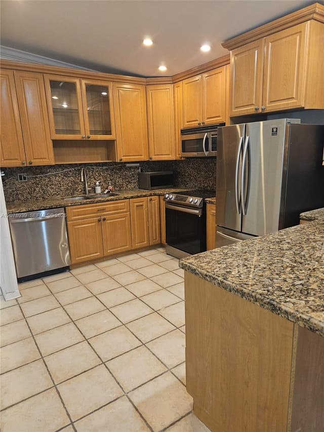 10634 SW 75th Ln, Miami FL 33173 - Miami, FL - Photo 3