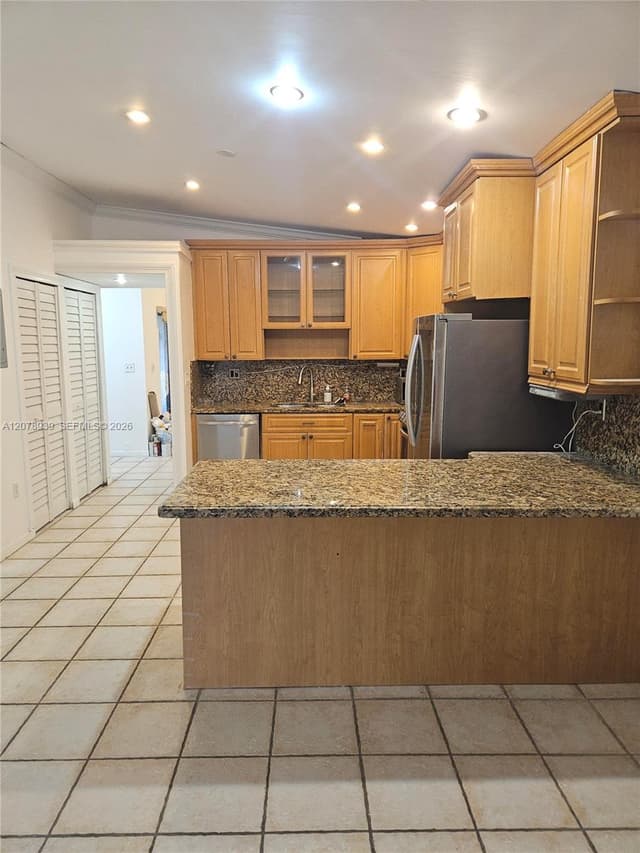 10634 SW 75th Ln, Miami FL 33173 - Miami, FL - Photo 4