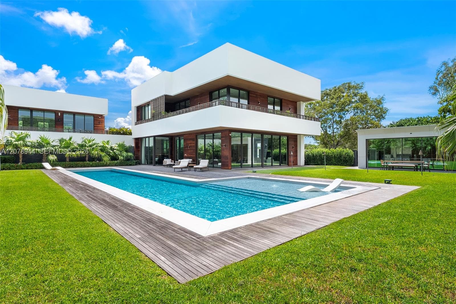9860 NE 5th Ave Rd, Miami Shores FL 33138