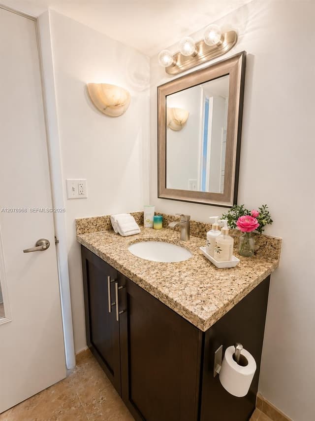 4000 Towerside Ter # 304, Miami FL 33138 - Miami, FL - Photo 6