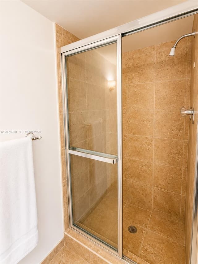 4000 Towerside Ter # 304, Miami FL 33138 - Miami, FL - Photo 7
