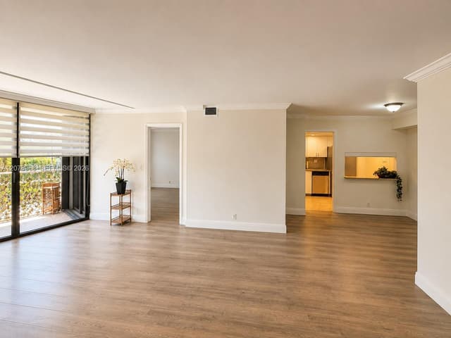 4000 Towerside Ter # 304, Miami FL 33138 - Miami, FL - Photo 4