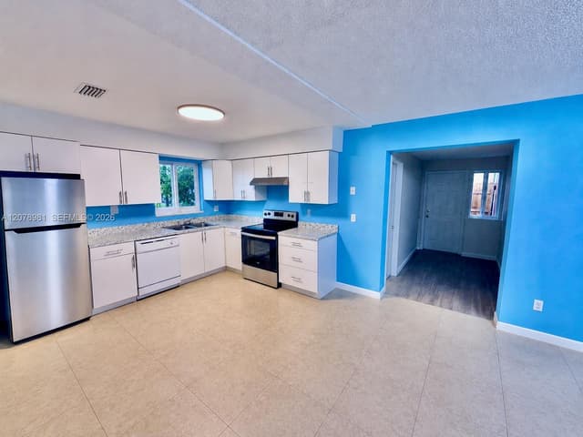 4940 SW 25th Ave, Dania Beach FL 33312 - Dania Beach, FL - Photo 3