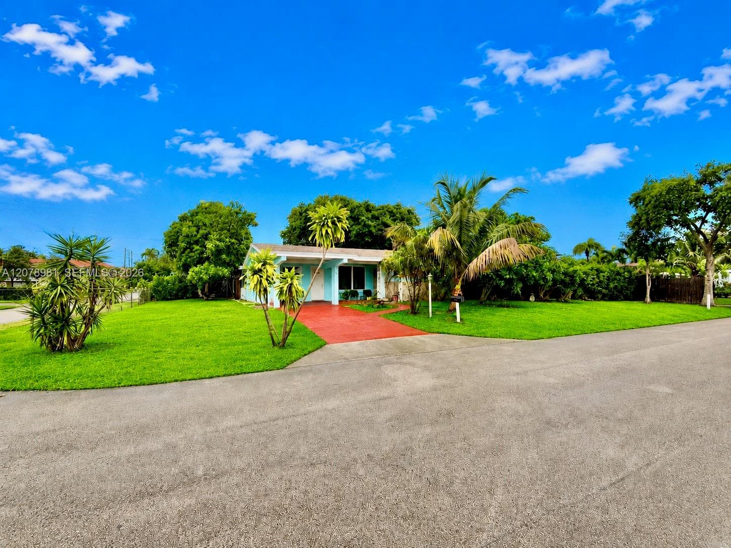 4940 SW 25th Ave, Dania Beach FL 33312 - Dania Beach, FL - Photo 1