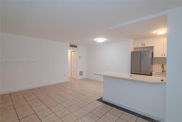 921 Jefferson Ave # 3C, Miami Beach FL 33139 - Miami Beach, FL - Photo 2