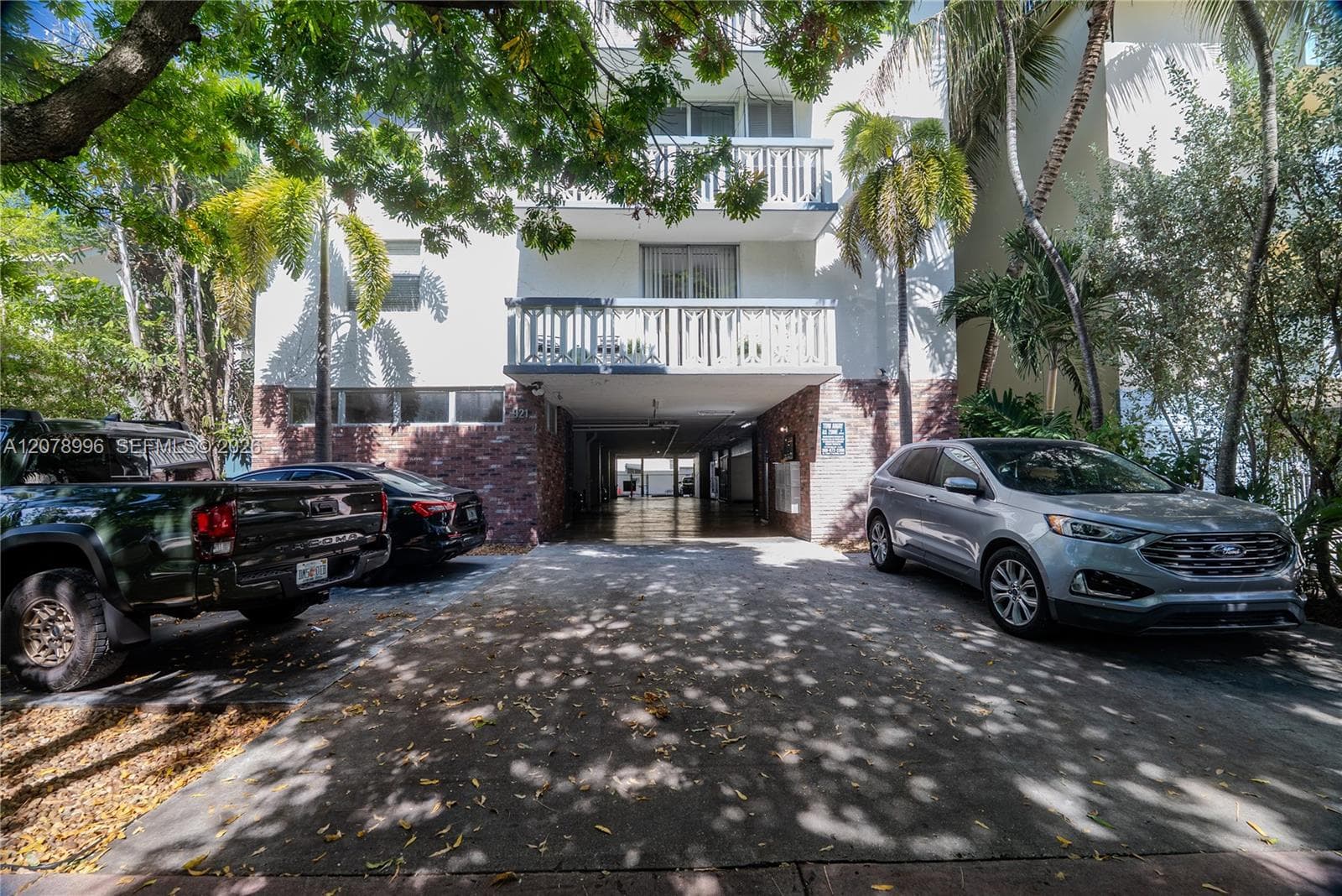 921 Jefferson Ave # 3C, Miami Beach FL 33139 - Miami Beach, FL - Photo 1