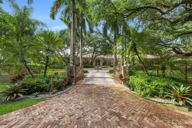 8430 SW 98th St, Miami FL 33156 - Miami, FL - Photo 2