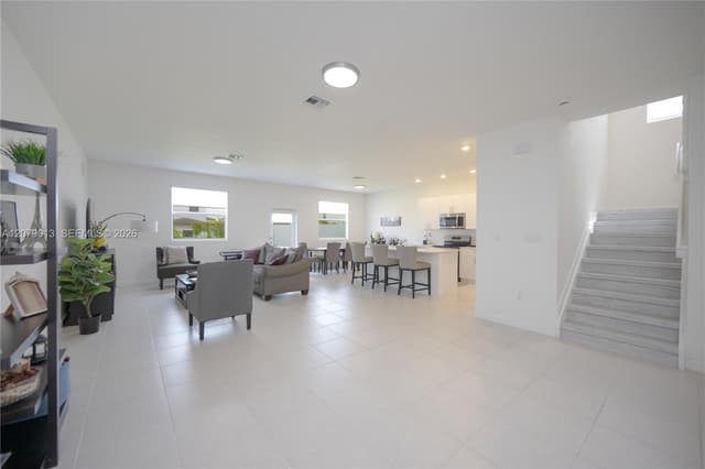 13609 SW 185th Ln, Miami FL 33177 - Miami, FL - Photo 4
