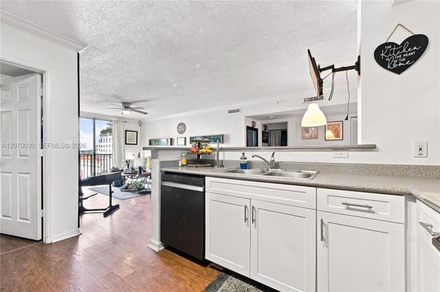 1919 Van Buren St # 614A, Hollywood FL 33020 - Hollywood, FL - Photo 4