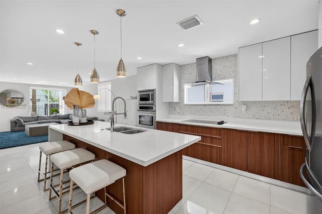 904 NE 15th Ave, Fort Lauderdale FL 33304 - Fort Lauderdale, FL - Photo 6
