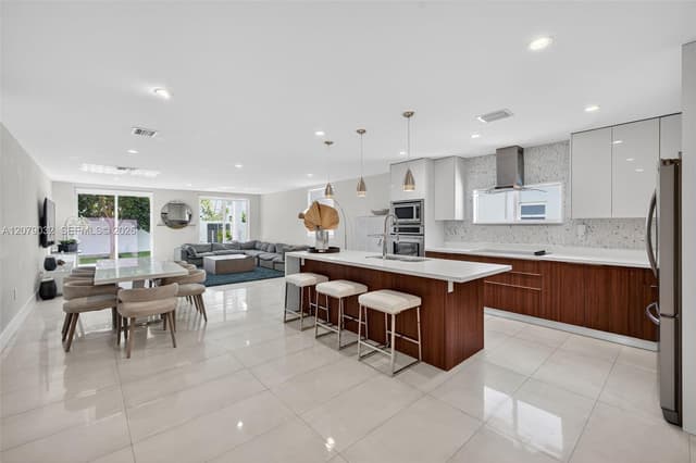 904 NE 15th Ave, Fort Lauderdale FL 33304 - Fort Lauderdale, FL - Photo 4