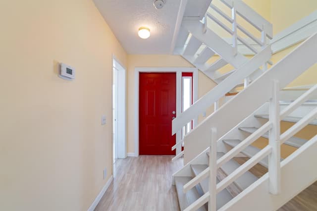 276 SUNSHINE Drive, Coconut Creek FL 33066 - Coconut Creek, FL - Photo 2