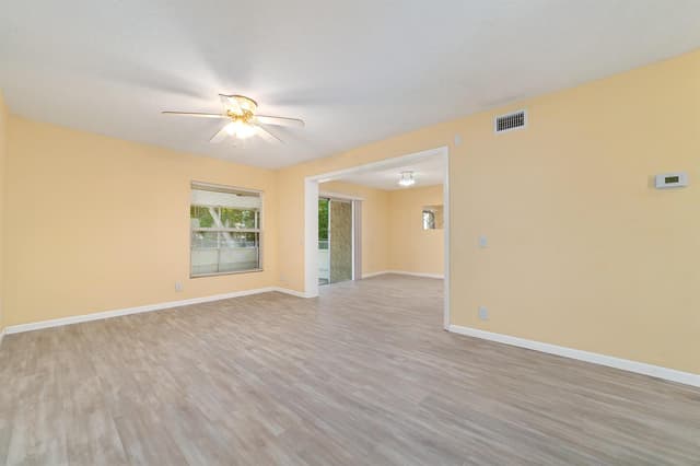 276 SUNSHINE Drive, Coconut Creek FL 33066 - Coconut Creek, FL - Photo 5