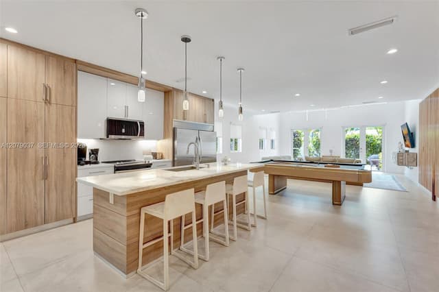 617 NE 14th Ave, Fort Lauderdale FL 33304 - Fort Lauderdale, FL - Photo 6