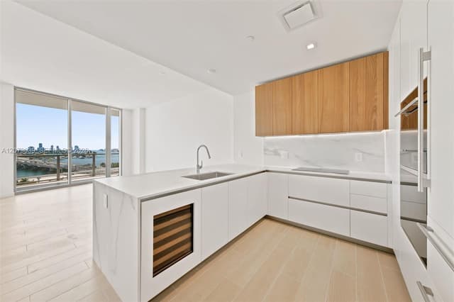 1400 Biscayne Blvd # 1205, Miami FL 33132 - Miami, FL - Photo 7
