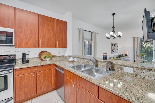 8999 SW 18th St # 1401, Miramar FL 33025 - Miramar, FL - Photo 7