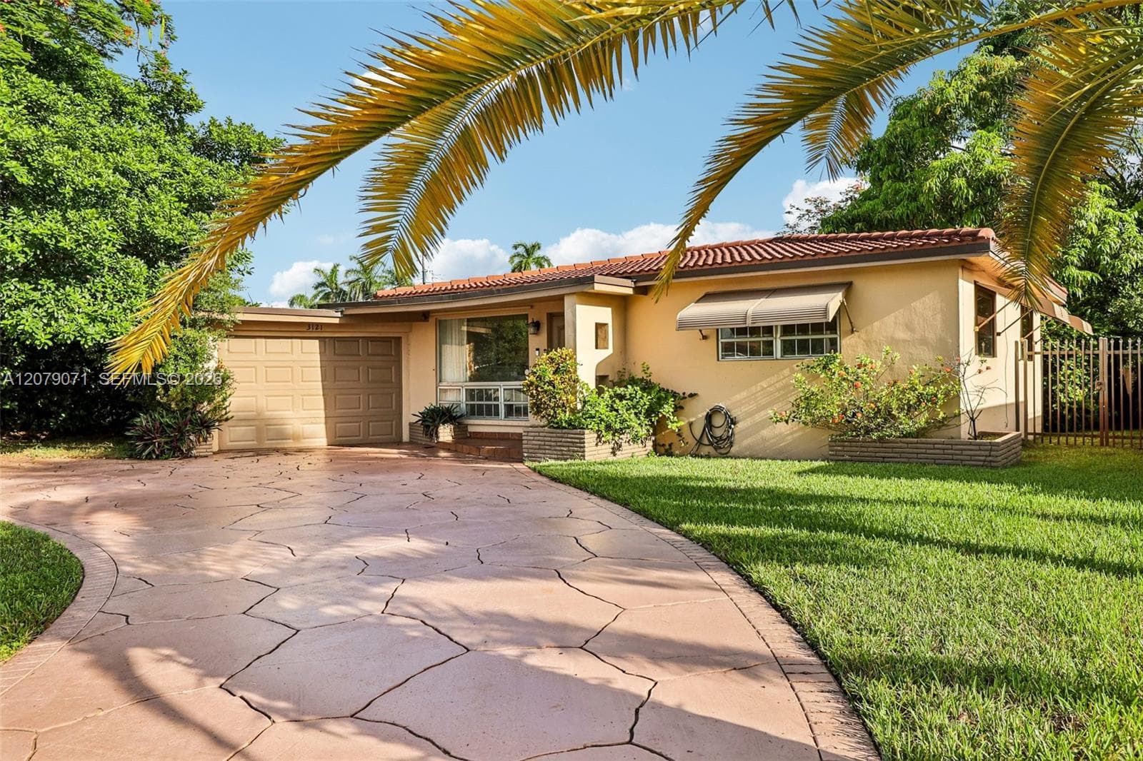 3121 Hollywood Blvd, Hollywood FL 33021 - Hollywood, FL - Photo 1