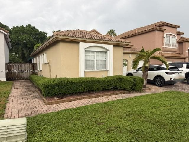 9771 NW 32nd St, Doral FL 33172 - Doral, FL - Photo 2