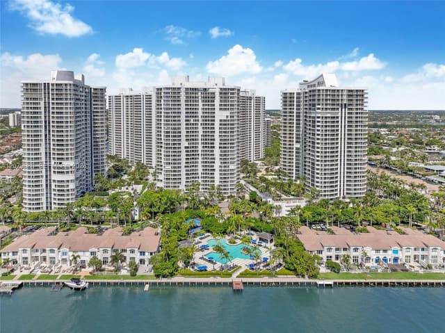 21150 Point Pl # 3004, Aventura FL 33180 - Aventura, FL - Photo 2
