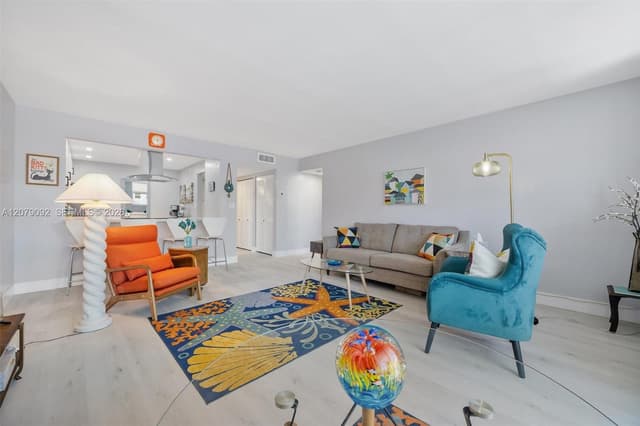211 S Ocean Dr # 302, Hollywood FL 33019 - Hollywood, FL - Photo 6
