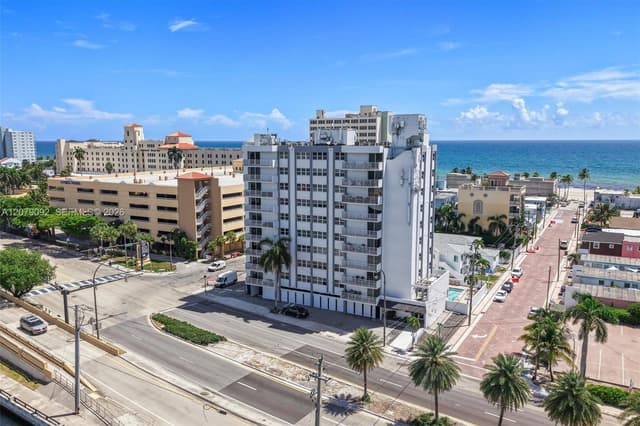 211 S Ocean Dr # 302, Hollywood FL 33019 - Hollywood, FL - Photo 3