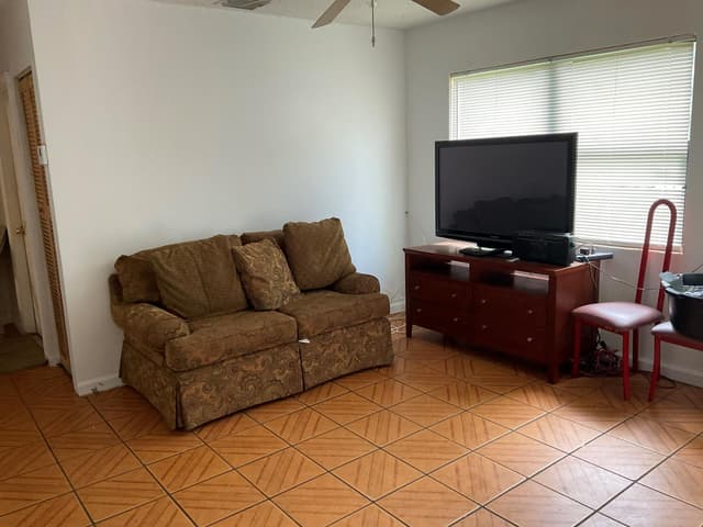 211 NE 27TH Avenue, Boynton Beach FL 33435 - Boynton Beach, FL - Photo 5
