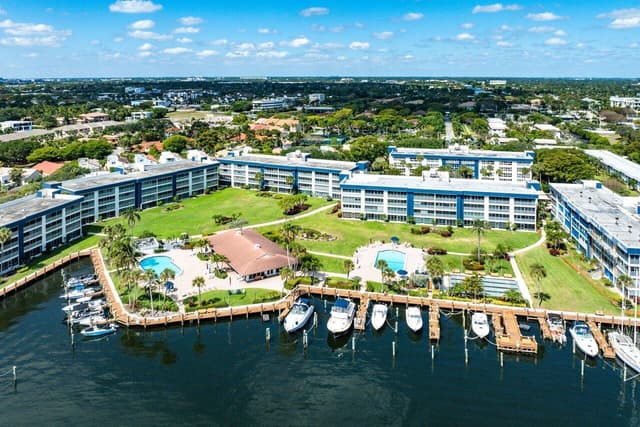 3401 W Spanish Trail # 455, Delray Beach FL 33483 - Delray Beach, FL - Photo 2