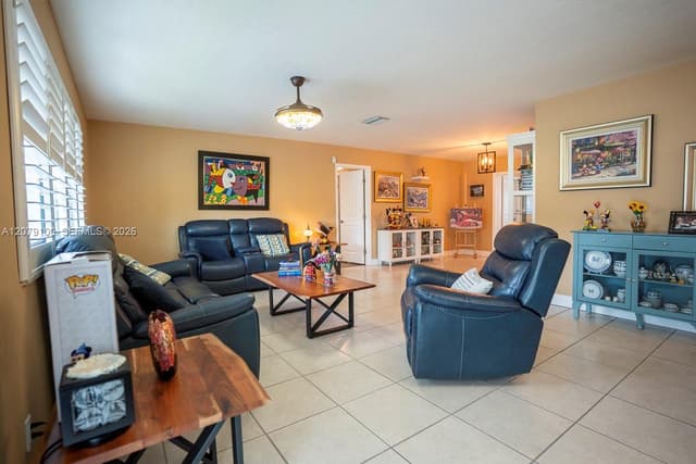 4301 Adams St, Hollywood FL 33021 - Hollywood, FL - Photo 2