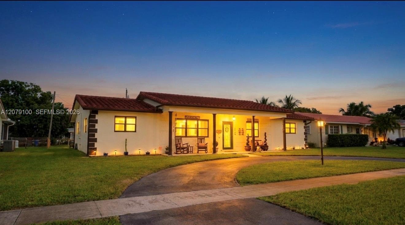 4301 Adams St, Hollywood FL 33021 - Hollywood, FL - Photo 1