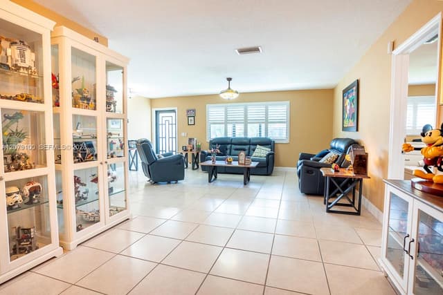 4301 Adams St, Hollywood FL 33021 - Hollywood, FL - Photo 5