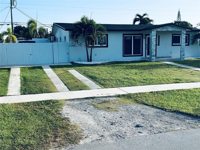 11925 SW 185th Ter, Miami FL 33177 - Miami, FL - Photo 2