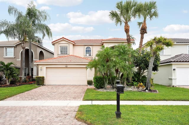 7428 VIA LURIA, Lake Worth FL 33467 - Lake Worth, FL - Photo 2