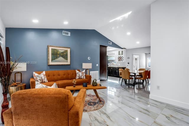 8330 NW 3rd St, Pembroke Pines FL 33024 - Pembroke Pines, FL - Photo 2