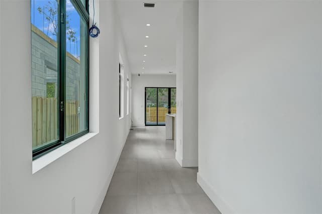 606 SW 7TH Avenue, Fort Lauderdale FL 33315 - Fort Lauderdale, FL - Photo 4