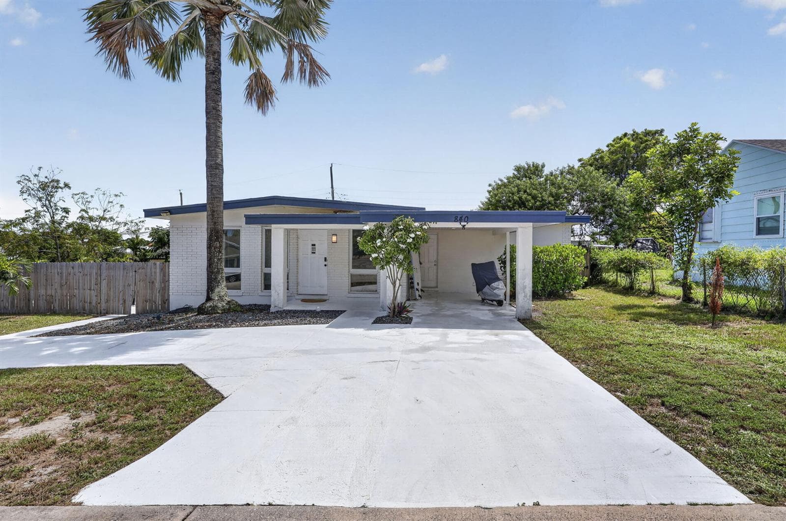 840 Bradley Street, West Palm Beach FL 33405