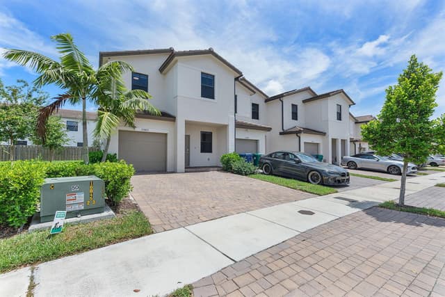 23425 SW 129TH Avenue, Homestead FL 33032 - Homestead, FL - Photo 3