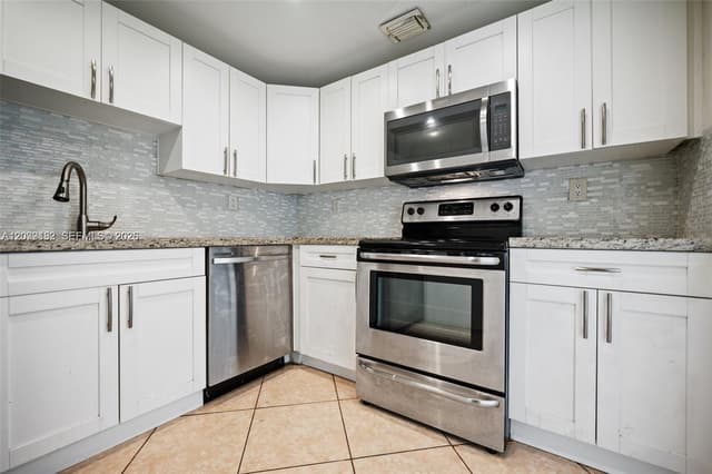 200 178th Dr # 505, Sunny Isles Beach FL 33160 - Sunny Isles Beach, FL - Photo 2