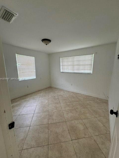 43 Newton Rd, West Park FL 33023 - West Park, FL - Photo 4
