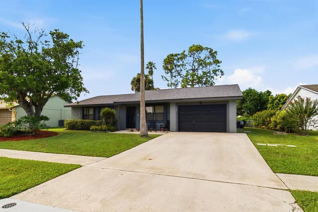 108 SANTA MONICA Avenue, Royal Palm Beach FL 33411 - Royal Palm Beach, FL - Photo 4