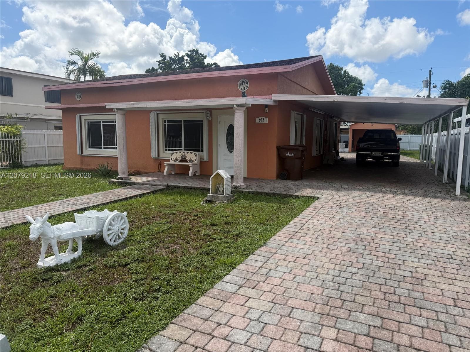 962 E 19th St, Hialeah FL 33013 - Hialeah, FL - Photo 1
