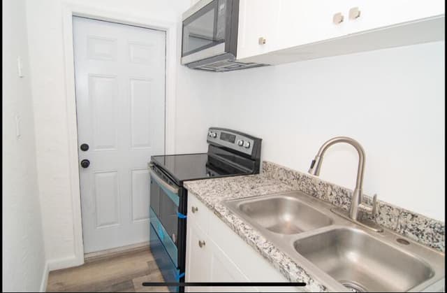 721 NW 19th Terrace # 2, Fort Lauderdale FL 33311 - Fort Lauderdale, FL - Photo 5