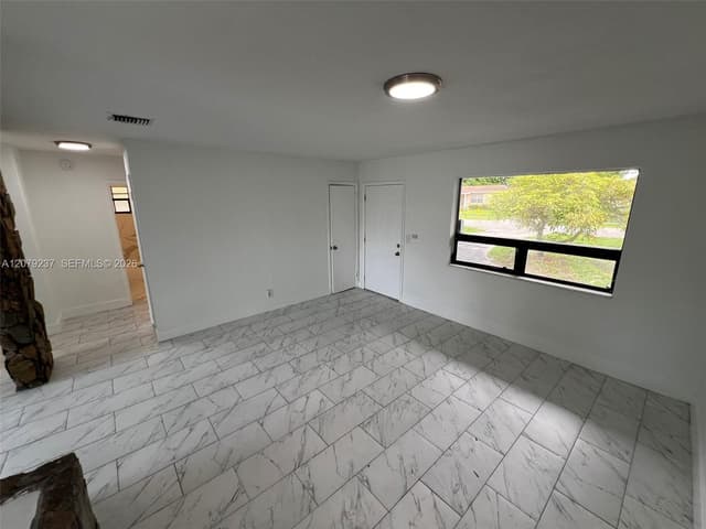 4421 NW 33rd St, Lauderdale Lakes FL 33319 - Lauderdale Lakes, FL - Photo 5