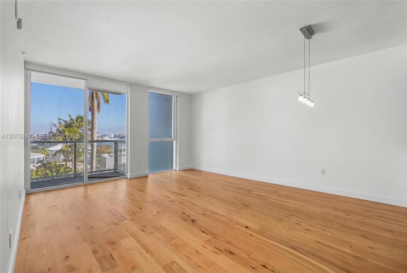 253 NE 2nd St # 1007, Miami FL 33132 - Miami, FL - Photo 1